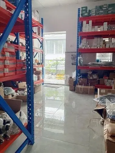 Bán Gấp Nhà Đẹp 1 Lầu Đường Xe Hơi Tám Danh F4Q8 Dt: 4M X 13M