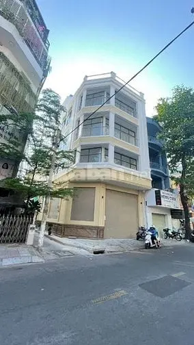 Nhà 38 Rần Khắc Chân, Q1. Dt 8X15M, Hầm, Trệt, 3 Lầu, Thang Máy, 90Tr