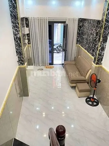 Cho Thuê Nhà Hẻm 4M (Xh) Cao Đạt, P.1, Q.5 Giá 14Tr