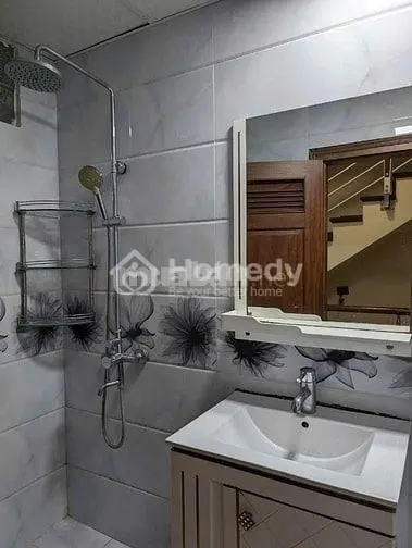 Cho Thuê Nhà 50M² X 5 Tầng, Mặt Ngõ Hoàng Quốc Việt, Cầu Giấy, Ngõ Rộng 6M, Oto Đỗ Cửa