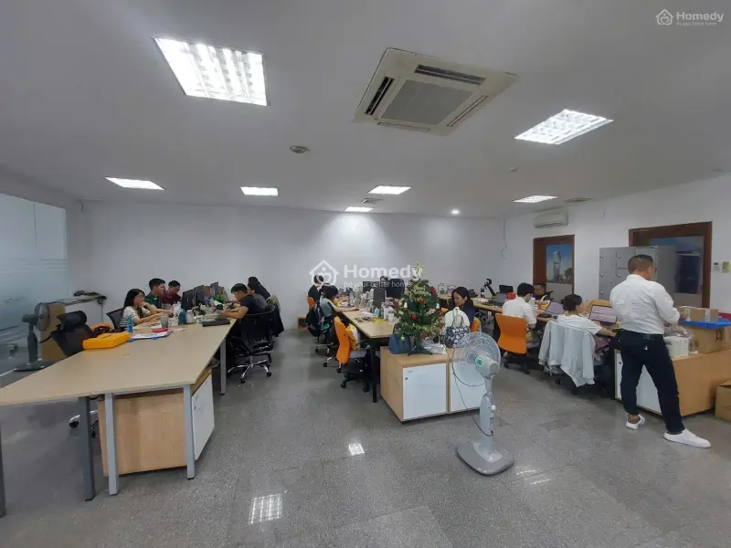 Cho Thuê Văn Phòng Tại Quận 10 Rộng Rãi, Giá Cả Phải Chăng