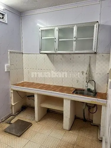 Cho Thuê Nhà Tầng 1 Khép Kín Khu Đội Cấn