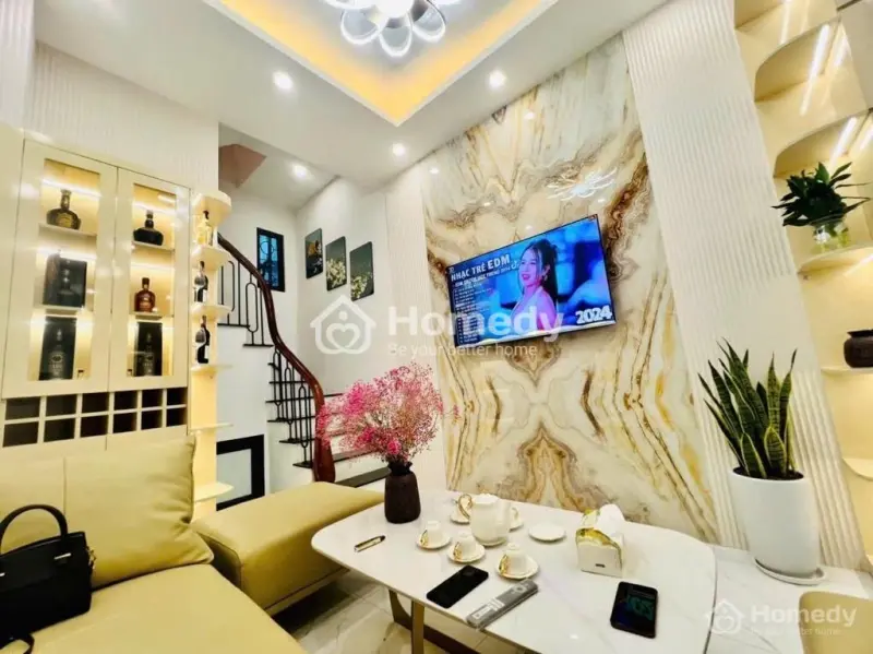 [Hoàng Văn Thụ - Hoàng Mai]4.8 Tỷ-40M-Ngõ Rộng-Cách Ô Tô Vài Bước-Thiết Kế Đẹp - Tặng Full Nội Thất