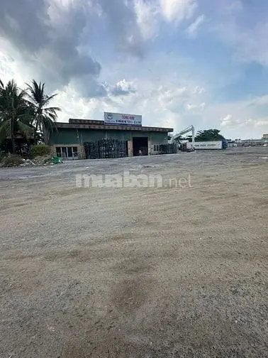 Thuê Kho Làm Chành Dt 1.000M2 Mặt Tiền Ql1A, Ngay Chân Cầu Bình Điền
