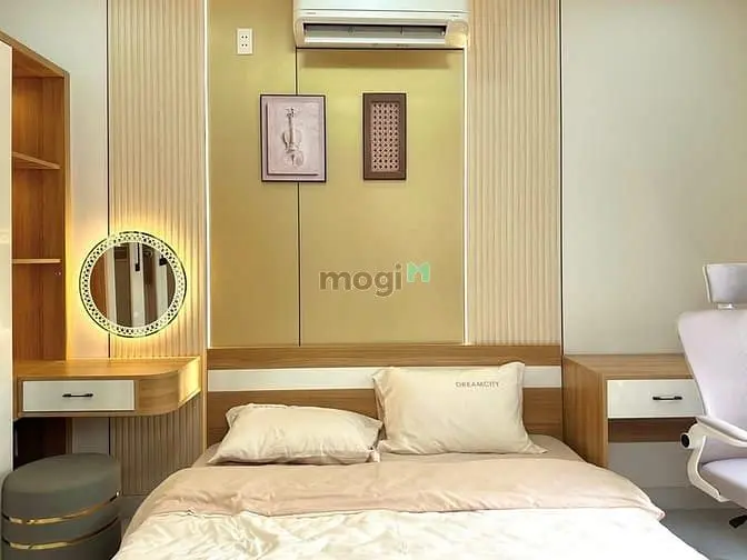 Mặt Tiền ,P15 Phú Nhuận ,Full Nội Thất