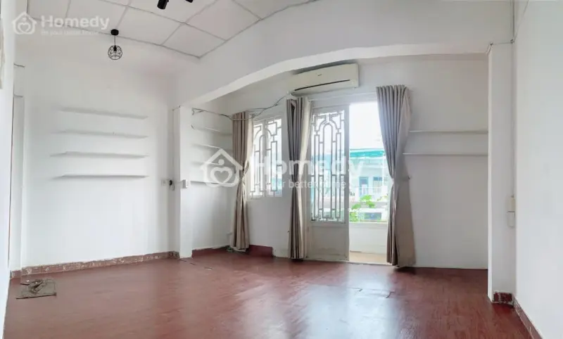 Cho Thuê Mặt Bằng Phòng Lầu 3 Trong Phức Hợp Quận 10