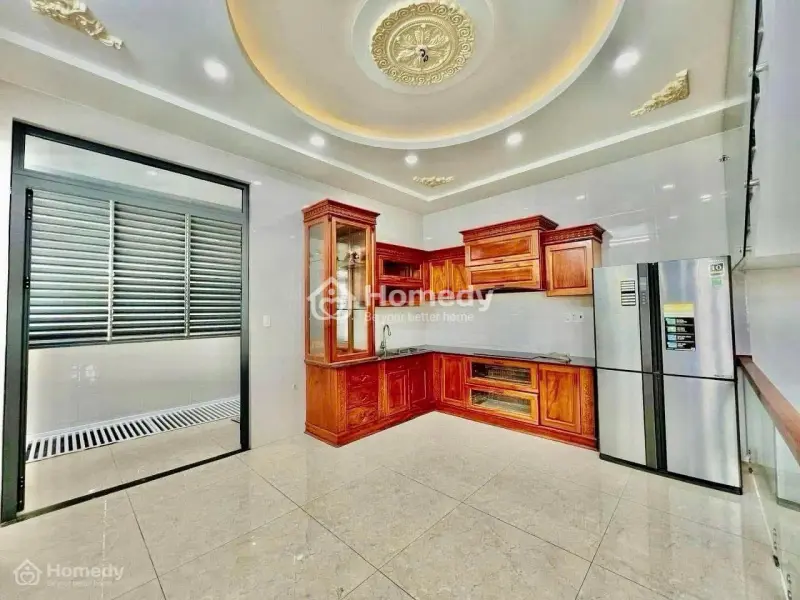 Kẹt Vốn! Bán Nhà Gấp Mặt Tiền Kinh Doanh Gần Bến Xe Giá Chỉ 2,05 Tỷ Còn Thương Lượng