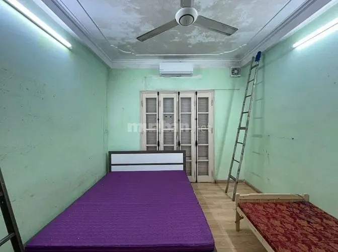 Nhà Riêng Ngõ Phố Lĩnh Nam Tam Trinh Dt55M2X4T Giá 15Tr