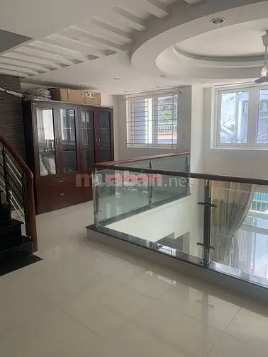 Cho Thuê Nhà Đẹp – Hẻm 8M Thành Thái, Quận 10