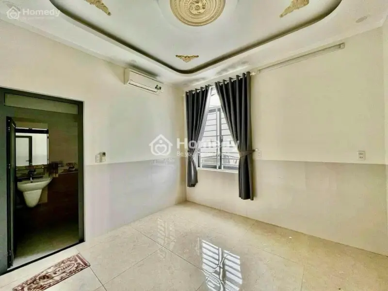 Kẹt Vốn! Bán Nhà Gấp Mặt Tiền Kinh Doanh Gần Bến Xe Giá Chỉ 2,05 Tỷ Còn Thương Lượng