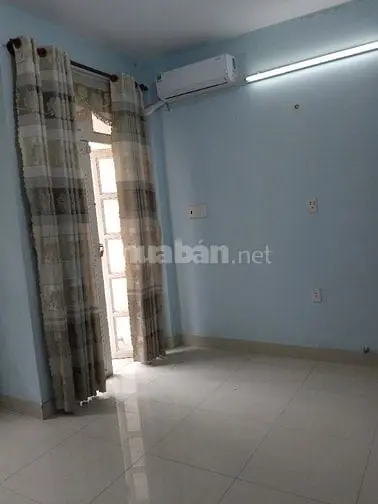 Cho Thuê Nhà Nguyên Căn 3 Tầng + Sân Thượng, Đường Nguyễn Tuyển, Hẻm Ô