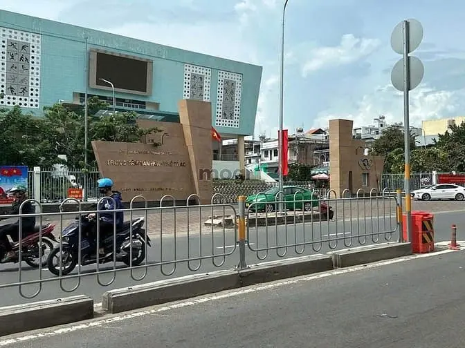 :Bán Nhà Mặt Tiền Nguyễn Văn Lượng Ngay Lotte 131M2 Giá 25 Tỷ.