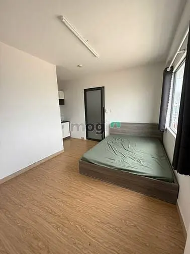 Căn Hộ Cao Cấp Full Nội Thất Ban Công Rộng