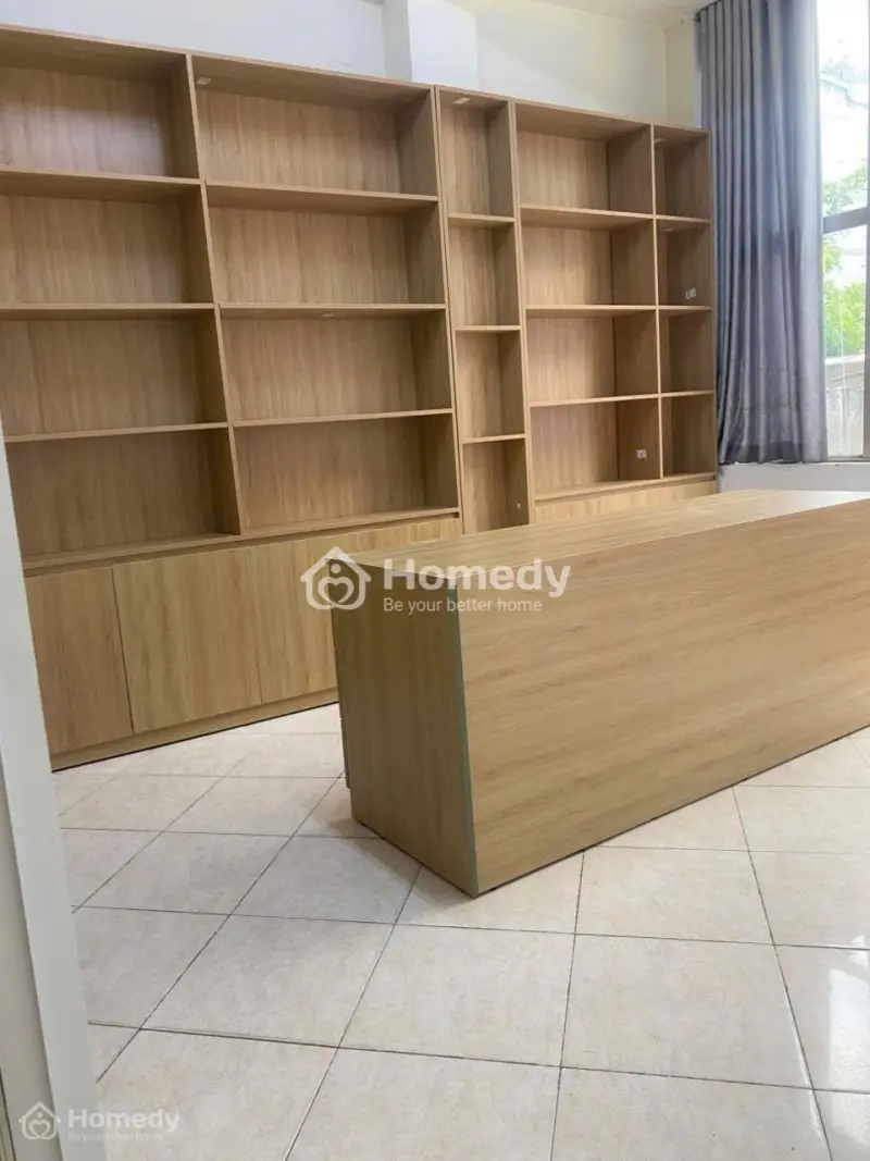 Cho Thuê Văn Phòng Mặt Đường Cộng Hòa, Ngay Hoàng Hoa Thám Tân Bình, 65 M2, Giá Tốt