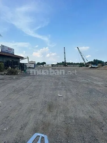 Thuê Kho Làm Chành Dt 1.000M2 Mặt Tiền Ql1A, Ngay Chân Cầu Bình Điền