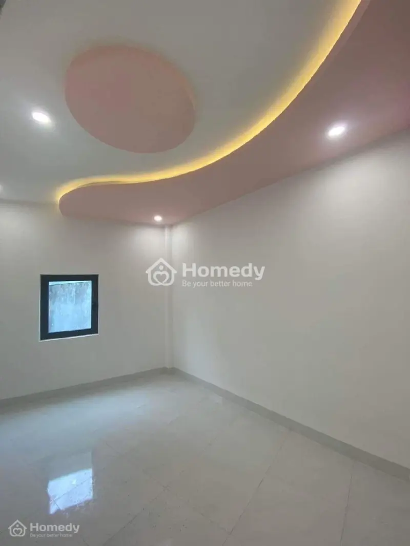 Bán Nhà 2 Tầng , Cách Biển 200M , . Nguyễn Chánh