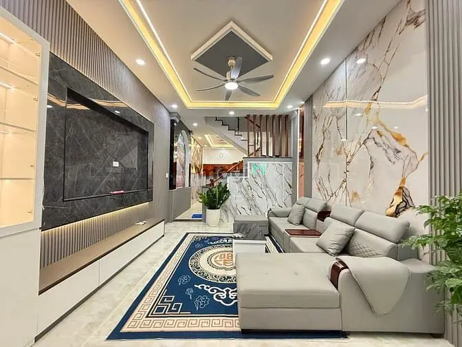 Nhà Sẹc Ngắn Đường Hà Huy Giáp, Dt:4X18M, Trệt, 2Lầu, Sân Trước, 3Pn,