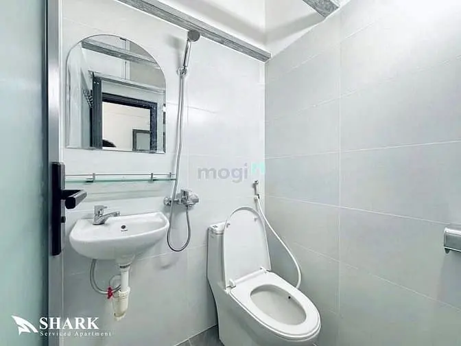 Phòng Ban Công Có Gác Ở Phan Văn Trị Gần Đh Văn Lang, Iuh Ở Bình Thạnh