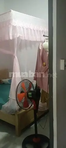 Ên Căn Nhà Mt Cách Thánh Đường Và Bệnh Viện Đa Khoa Buôn Hồ 150M