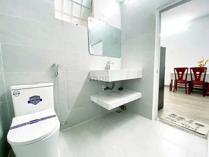 Chung Cư Lê Hồng Phong Quận 10 Rộng 80M2 2Pn 1Wc Giá 8,5Tr/Th