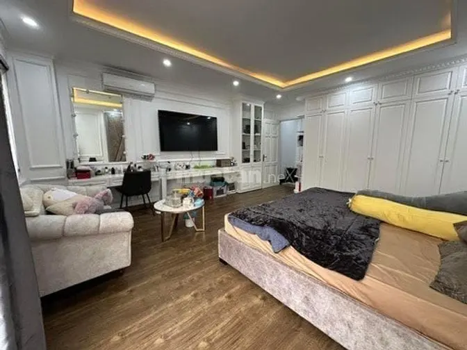 💥 Trung Tâm Đống Đa – Sát Văn Miếu – Lô Góc – Ở Ngay - Ngõ Thông 💥