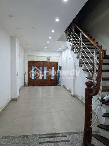 Cho Thuê Nhà 50M² X 5 Tầng, Mặt Ngõ Hoàng Quốc Việt, Cầu Giấy, Ngõ Rộng 6M, Oto Đỗ Cửa