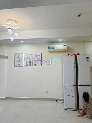 10A Trần Nhật Duật, Quận 1: 74M2,1P Ngủ, Nt, 10Tr5/Th, Căn Góc.