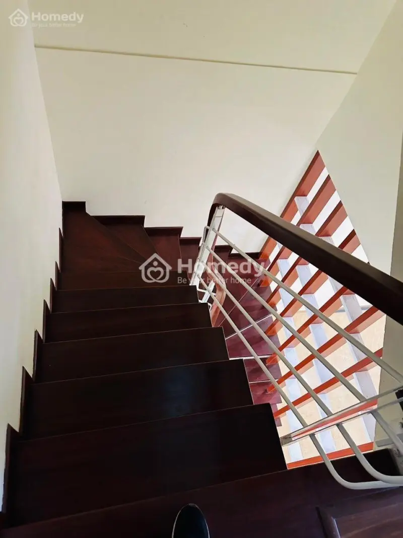 Cho Thuê Nhà Nguyên Căn 4 Tầng Tại Ngõ 132 Đường Cầu Giấy