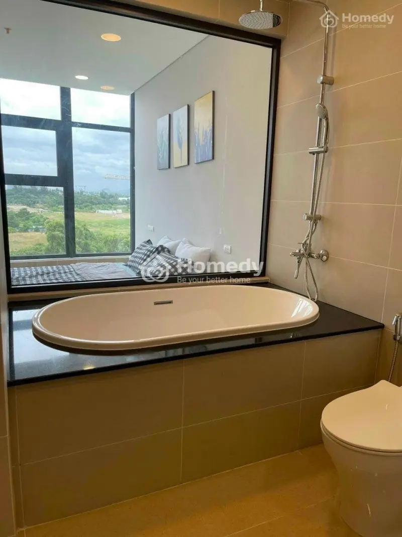 Cần Bán Nhanh Căn Hộ View Biển 91M2 - 2Pn, Có Bãi Biển Riêng