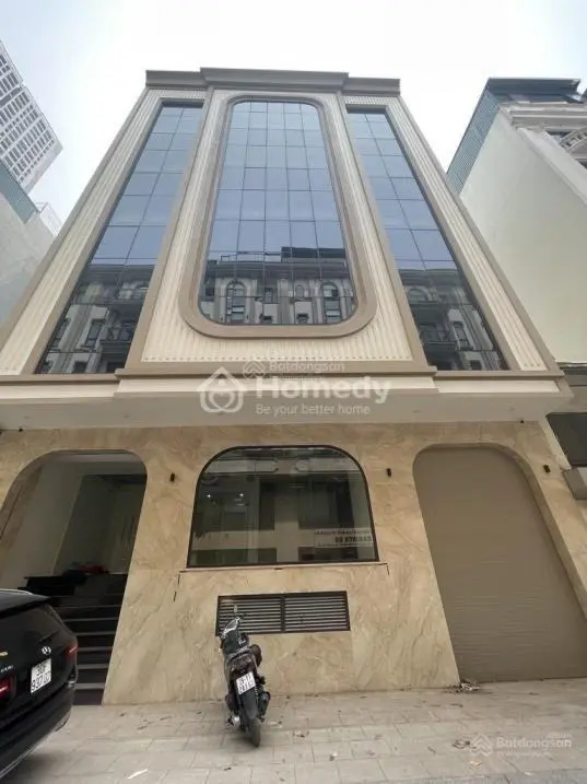 Bán Nhà Mặt Phố Nguyễn Ngọc Vũ, Cầu Giấy 70M2 4 Tầng, Mt 5M, Kd Sầm Uất, 2 Thoáng, 30 Tỷ