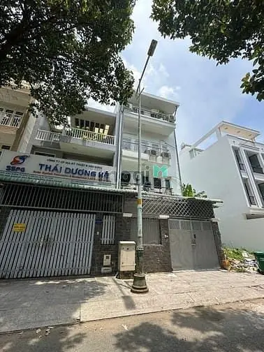 Bán Nhà Phố Đông Thủ Thiêm Đang Cho Thuê Khoán 18 Triệu/Tháng 14.8Tỷ
