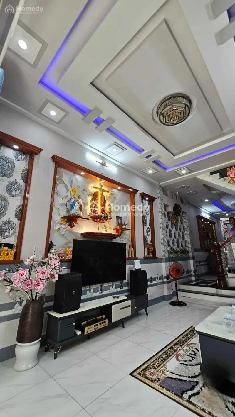 Nhà 4 Tầng - Nội Thất Víp - Dt: 88M2 - Huỳnh Thị Hai - Tân Chánh Hiệp - Quận 12 - Ngộp Bank.