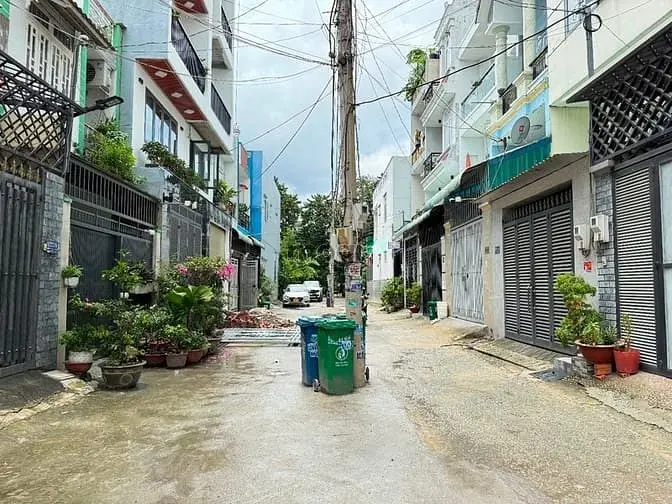 Nhà Bên Chợ Cầu Đồng, Đường Tl 29, Dt:4X15M, Lửng, 3Lầu, 4Pn, Gara Oto