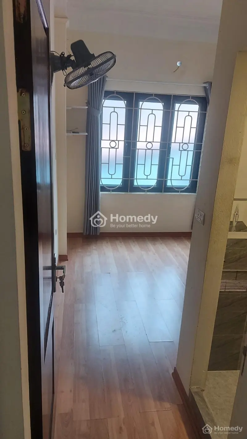 Bán Nhà 15M2 X 4 Tầng, Lô Góc 3 Mặt Thoáng, Ngõ Chợ Khâm Thiên. Có Sổ Đỏ. Giá 2.15 Tỷ.
