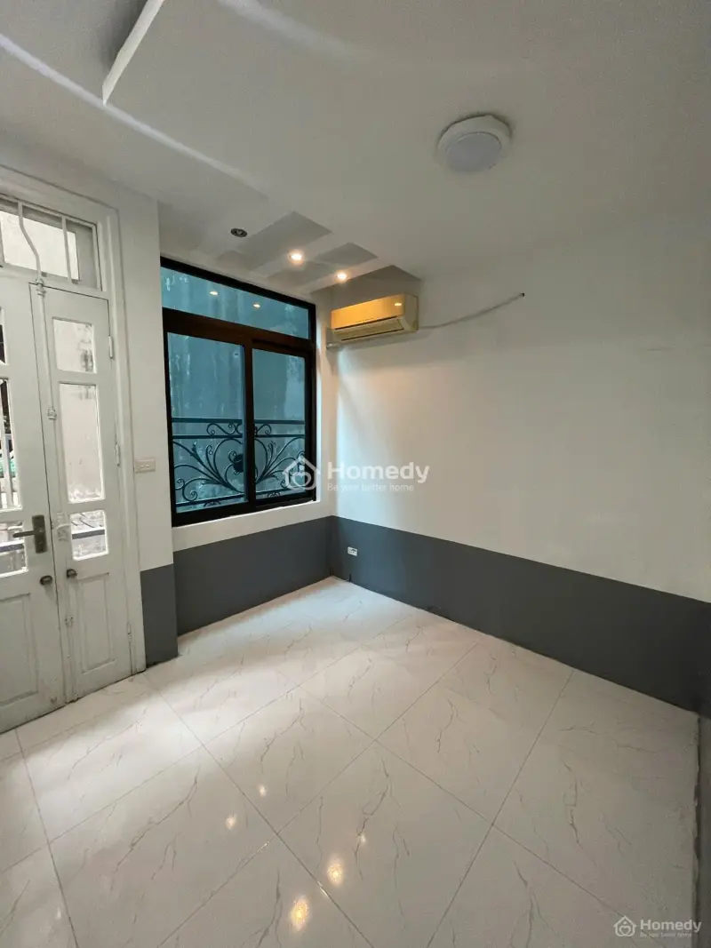 Chính Chủ Cho Thuê Nhà 4 Tầng, Rộng Rãi, Thoáng Mát, Đầy Đủ Nội Thất , Ngõ 41 Phố Thái Hà, Đống Đa