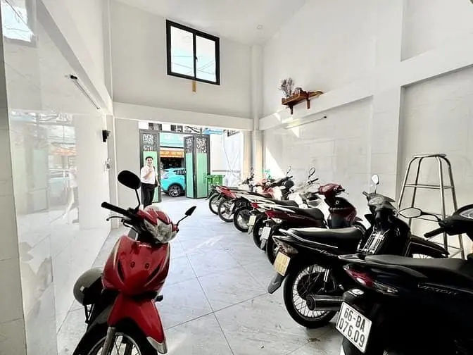 Chdv Mặt Tiền 14Pn ,Dòng Tiền 95Tr/Thang