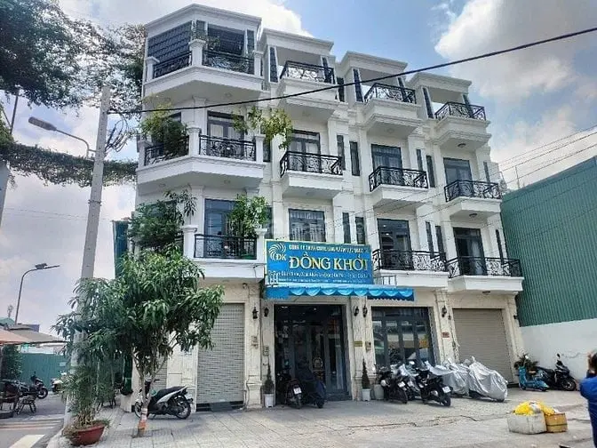 Bán Nhà Mặt Phố Liền Kề Khu Tên Lửa, Đầy Đủ Tiện Nghi, Giá Bán Cập Nhậ