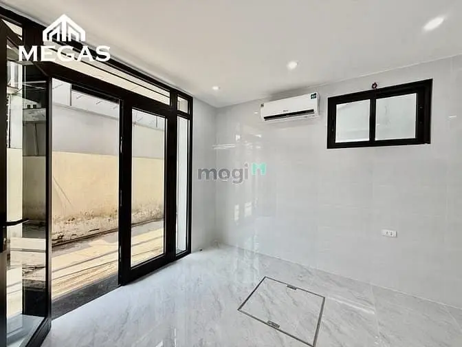 Cho Thuê Mặt Bằng – Vị Trí Vàng 210A Võ Chí Công, Tây Hồ