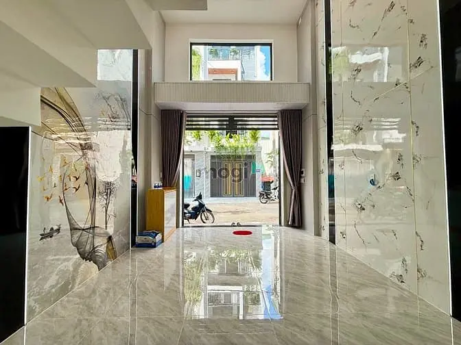 Nhà Đường Thông, Sát Bên Chợ Đông Quang, Dt:4X13M, Lửng, 3Lầu, 4Pn 6Vs