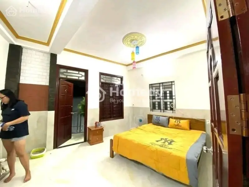 Đi Mĩ Định Cư Bán Nhà Nguyễn Tiểu La Quận 10, Kết Cấu 1 Trệt 2 Lầu , Giá 2 Tỷ 270, Diện Tích 52M2.