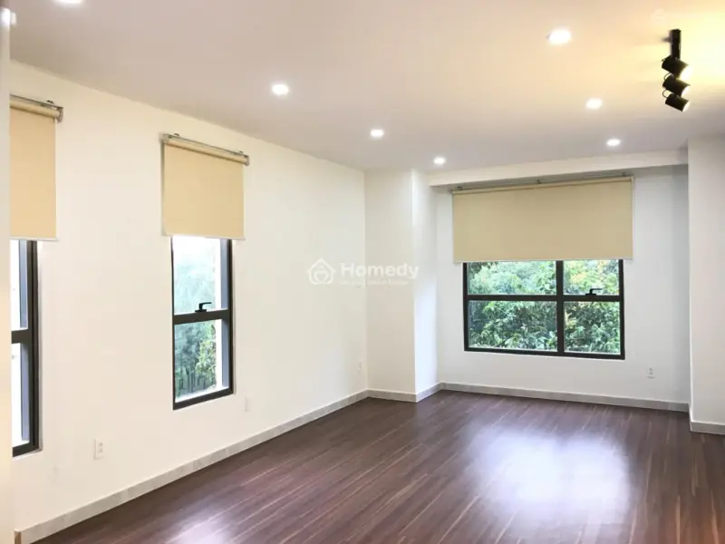 Chính Chủ Cần Bán Căn Hộ Officetel Garden Gate, View Góc, Đang Cho Thuê 11Tr/Tháng. Giá 2,2 Tỷ