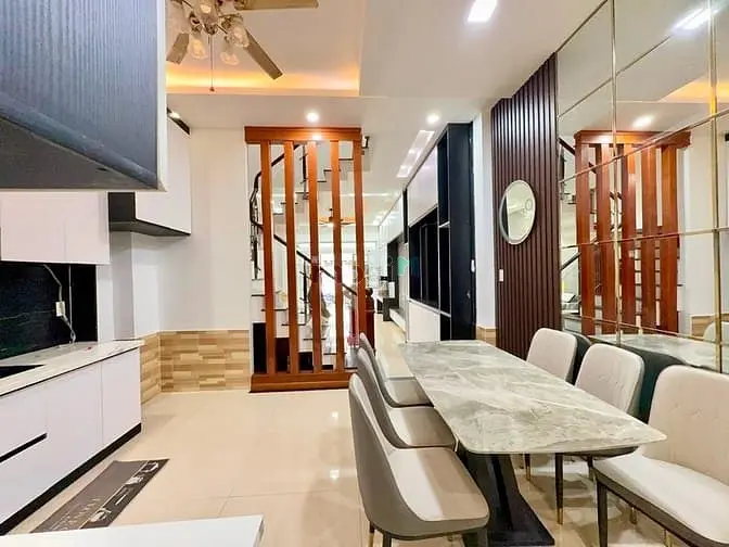 Nhà Đường Tx 25, Dt:4.3X15.5M, Trệt, 2 Lầu, Sân Thượng, 3Pn, Sân Trước