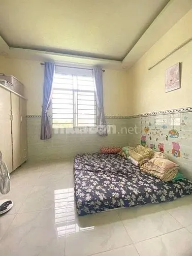 Gia Đình Bán Nhà Bc, Sổ Hồng, 780 Triệu Công Chứng