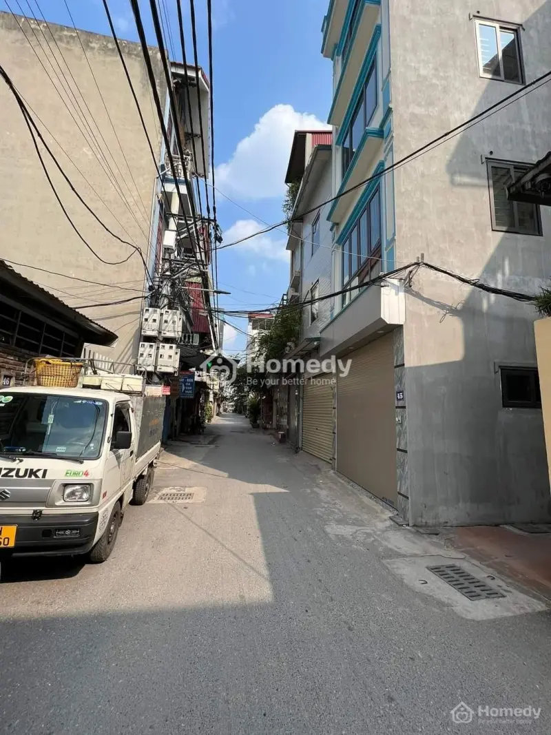 Cần Bán Nhà Phố Văn Chương, Ngõ Thông Ra Hồ, Trước Nhà Rộng Rãi, 2,690 Tỷ