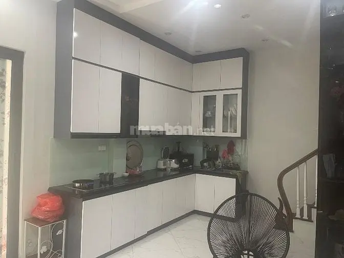 Ôtô Vào /4Tầng / Gần Công Viên Thạch Bàn Long Biên Bán Zá 5Ty56