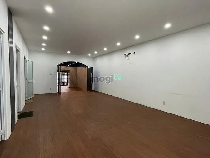 Cho Thuê Villa Lộ Giới Xe Tải - Ngang 7M - Kinh Doanh Nhiều Ngành