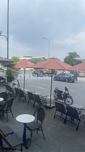 Ôtô Vào /4Tầng / Gần Công Viên Thạch Bàn Long Biên Bán Zá 5Ty56