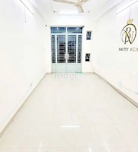 Mặt Tiền 3/2 Tuệ Tĩnh Q11 (3.7X12M 3L 4 Phòng Rộng) - 16 Triệu