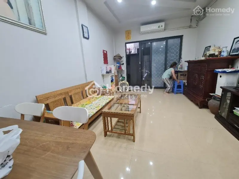 Ngõ Đông Tác-Ô Tô Đỗ Cách 5M- Ngõ Siêu Nông- Dân Trí Cao.