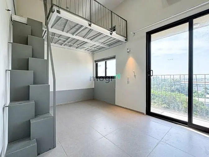 Căn Hộ Duplex Ban Công _ Ngay Đại Học Tài Chính Marketting